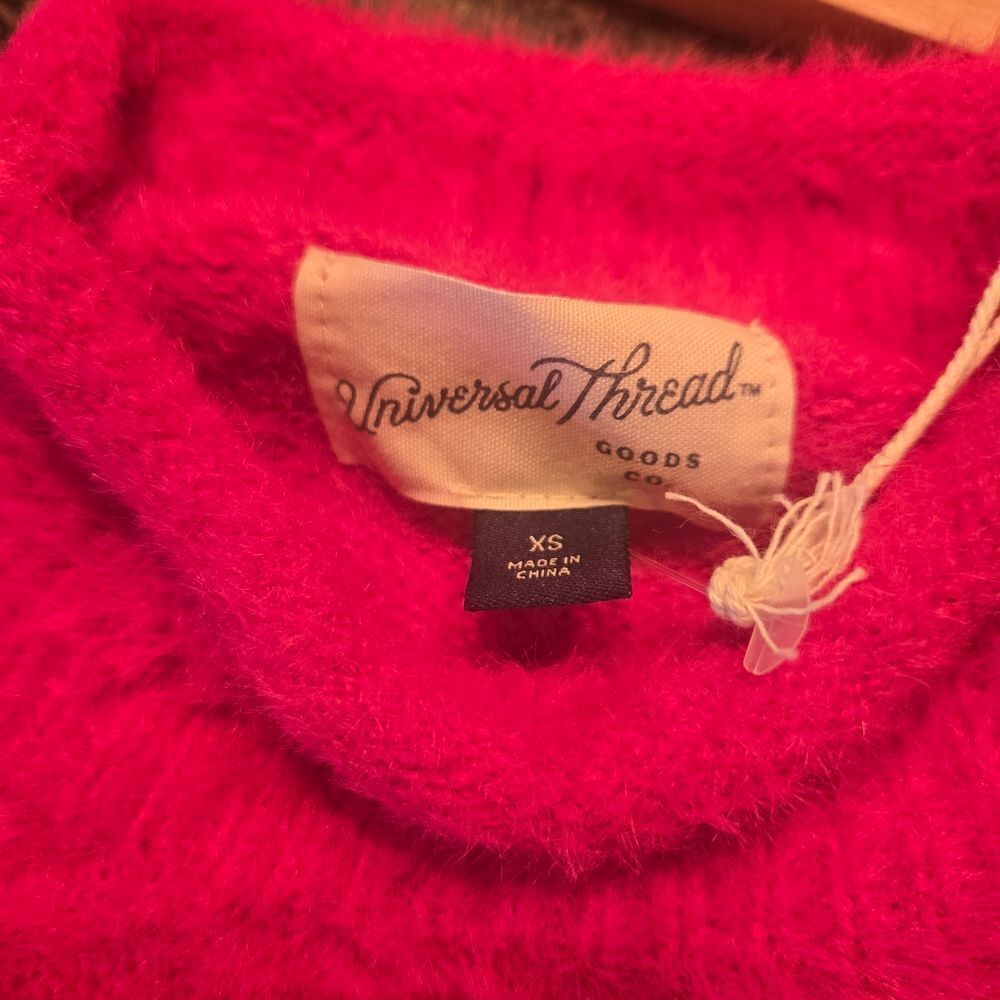 Universal Thread Pink Sweater - Picture 8 of 10